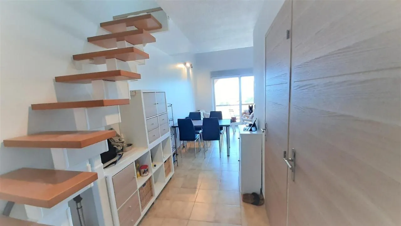 Charmant appartement vue mer à 100m de la plage. Saint Aygulf Apartamento