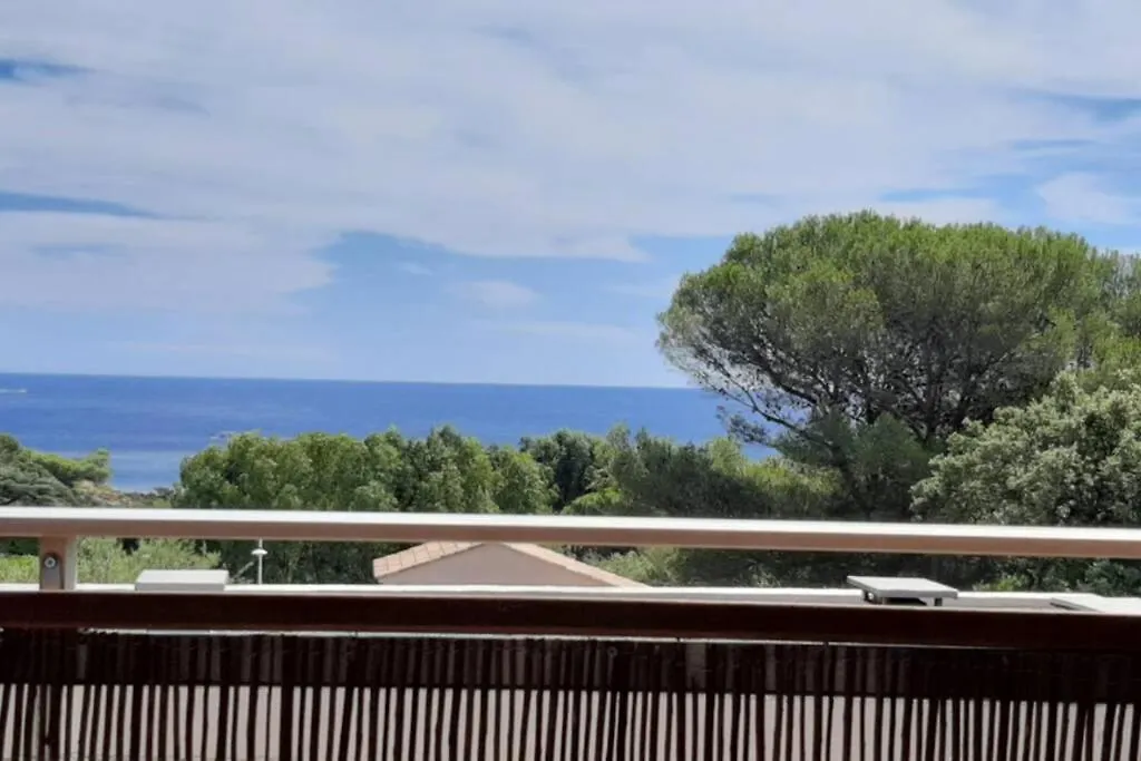Charmant appartement vue mer à 100m de la plage. Saint Aygulf 0*,  France